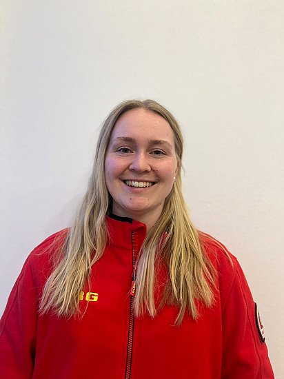 Refernt Schwimmen/Rettungsschwimmen: Lena Artinger